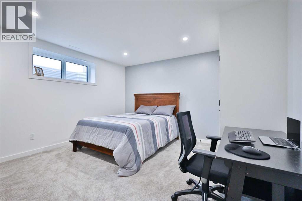 246 4A Street, Stirling, AB - Indoor Photo Showing Other Room