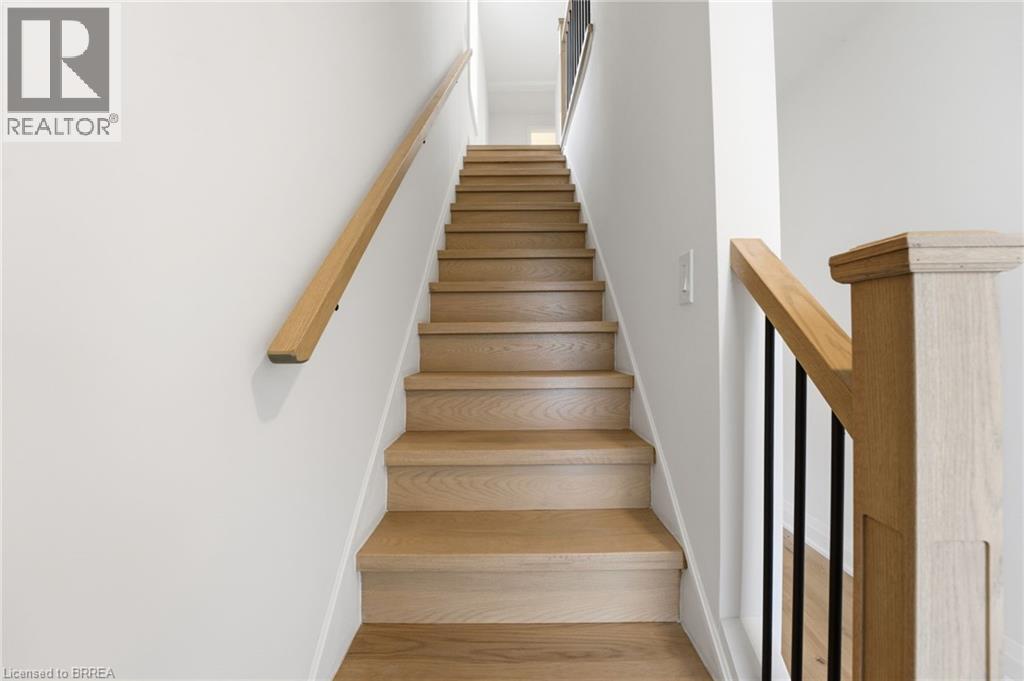 55 Jones Street, Hamilton, ON - Indoor Photo Showing Other Room