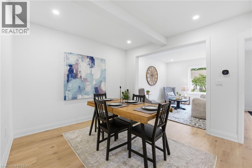 55 Jones Street, Hamilton, ON - Indoor Photo Showing Dining Room