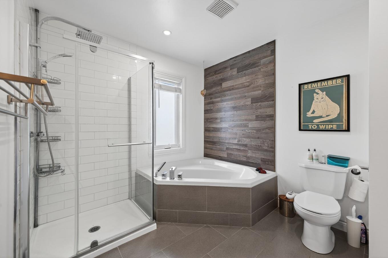 Salle de bains - 118 Rue Guy, Vaudreuil-Dorion, QC - Indoor Photo Showing Bathroom