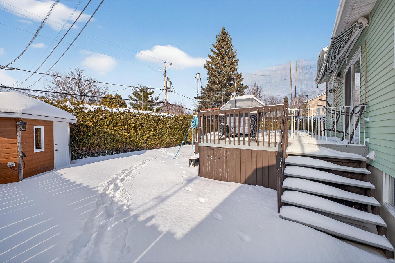 Cour - 118 Rue Guy, Vaudreuil-Dorion, QC - Outdoor