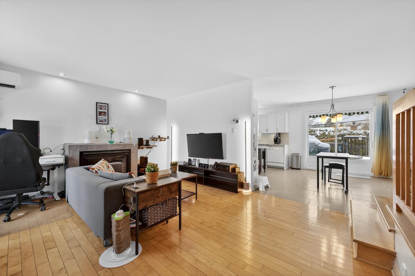 Salon - 118 Rue Guy, Vaudreuil-Dorion, QC - Indoor Photo Showing Living Room