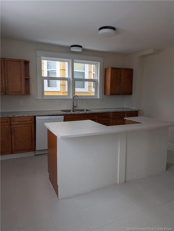 20 Bromley, Moncton, NB