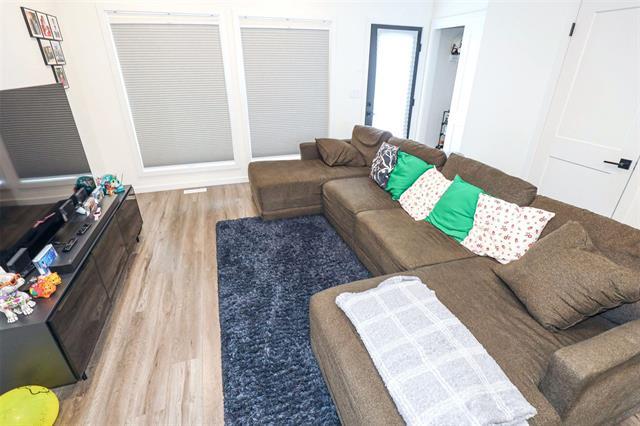 204 Grey Heron Dr, Winnipeg, MB