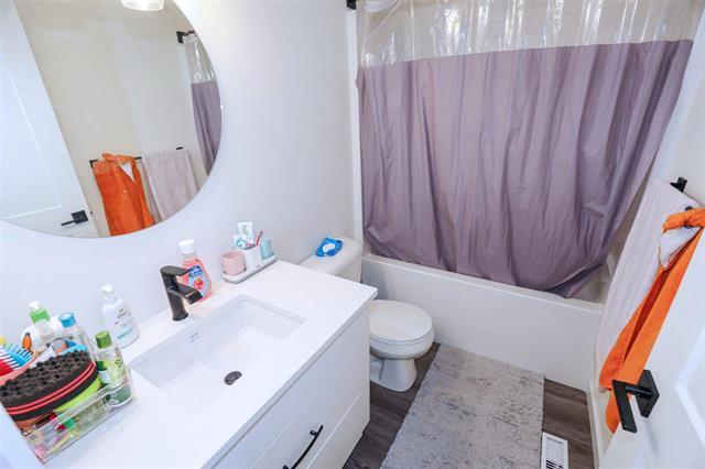 204 Grey Heron Dr, Winnipeg, MB