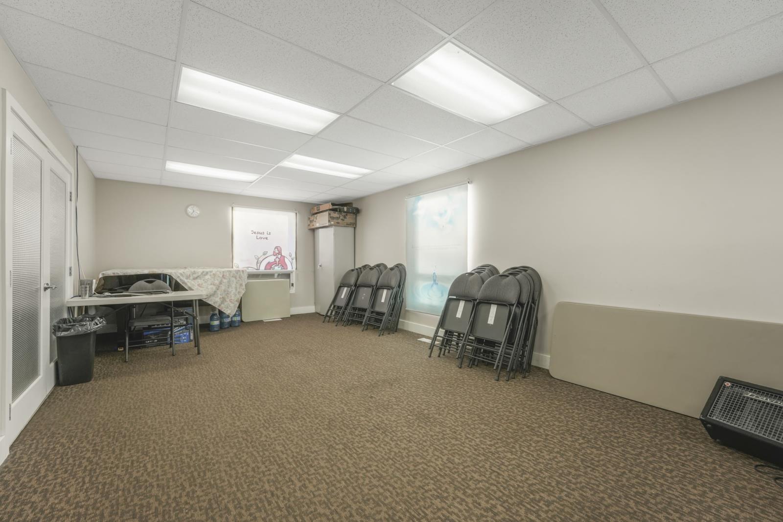 8711 82 Avenue Nw, Edmonton, AB