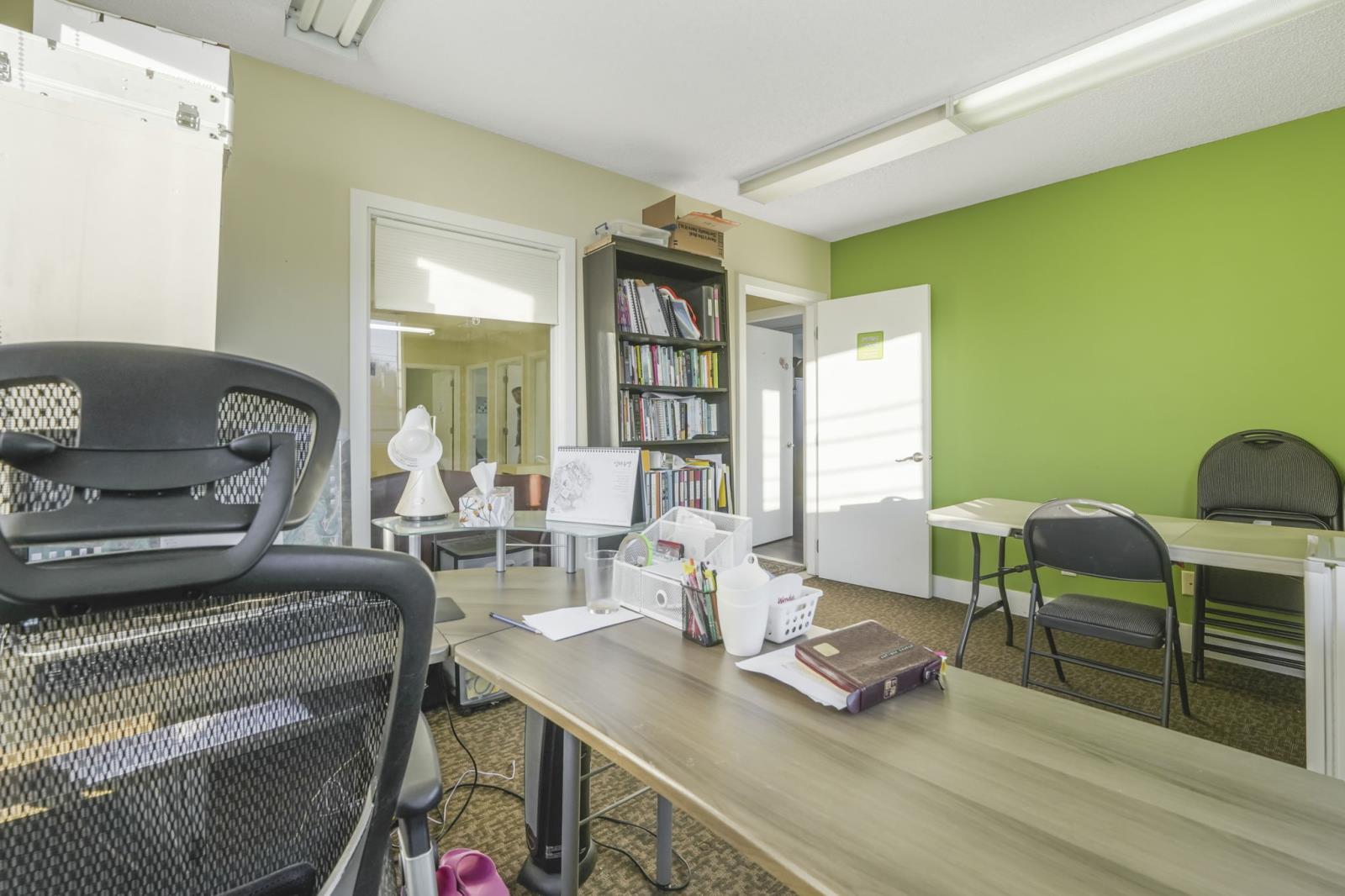 8711 82 Avenue Nw, Edmonton, AB