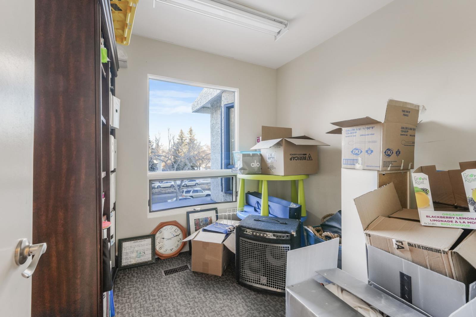 8711 82 Avenue Nw, Edmonton, AB