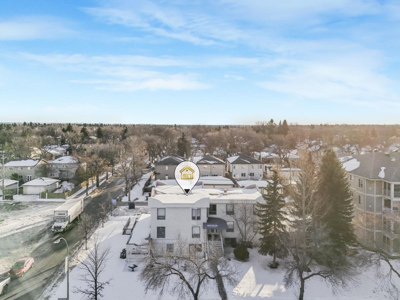 8711 82 Avenue Nw, Edmonton, AB