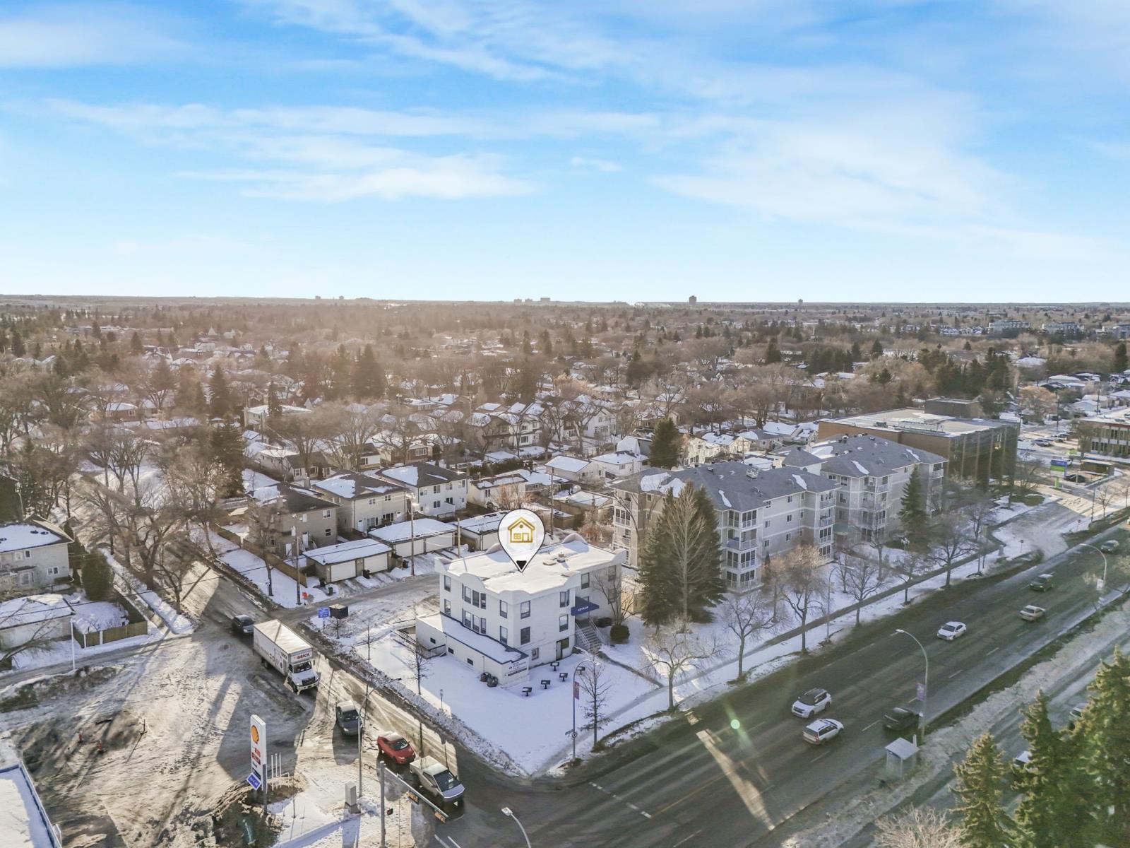 8711 82 Avenue Nw, Edmonton, AB