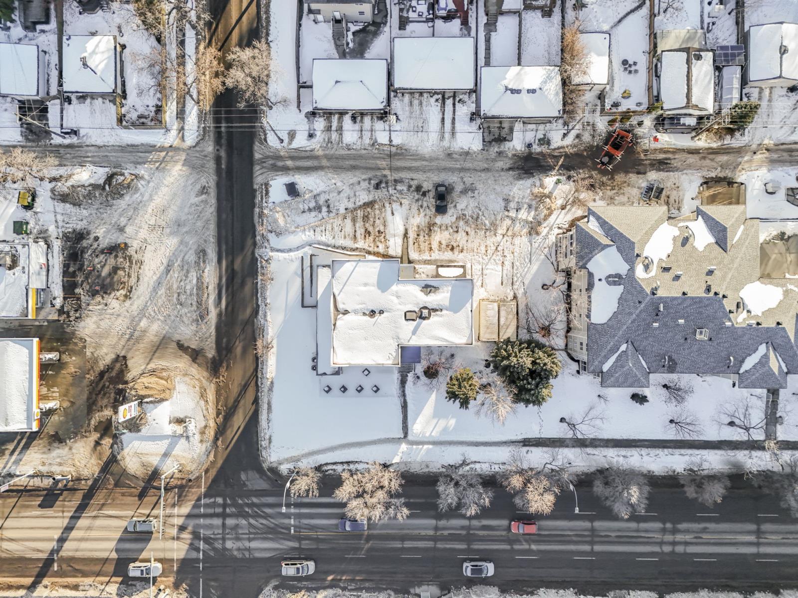 8711 82 Avenue Nw, Edmonton, AB