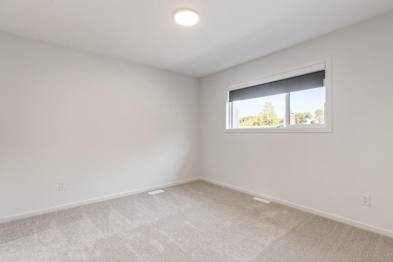 11939 101 Street, Edmonton, AB - Indoor Photo Showing Other Room