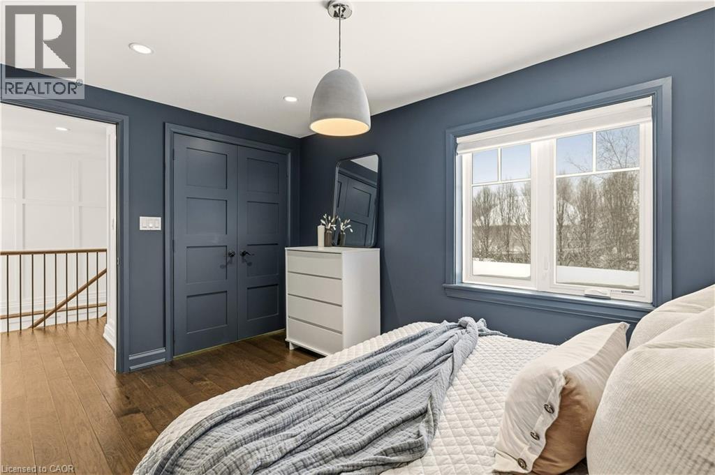 640 George Street, Burlington, ON - Indoor Photo Showing Bedroom