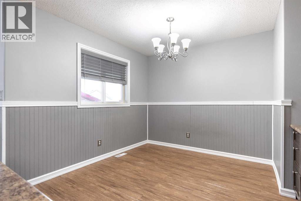 263 Upland Avenue, Brooks, AB - Indoor Photo Showing Other Room
