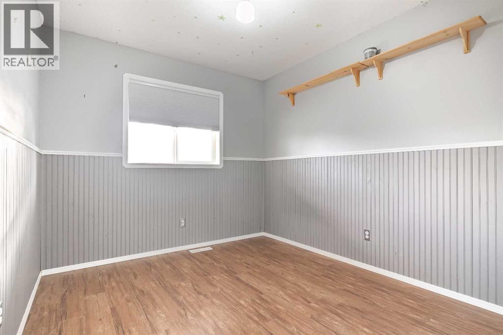 263 Upland Avenue, Brooks, AB - Indoor Photo Showing Other Room