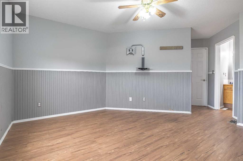263 Upland Avenue, Brooks, AB - Indoor Photo Showing Other Room