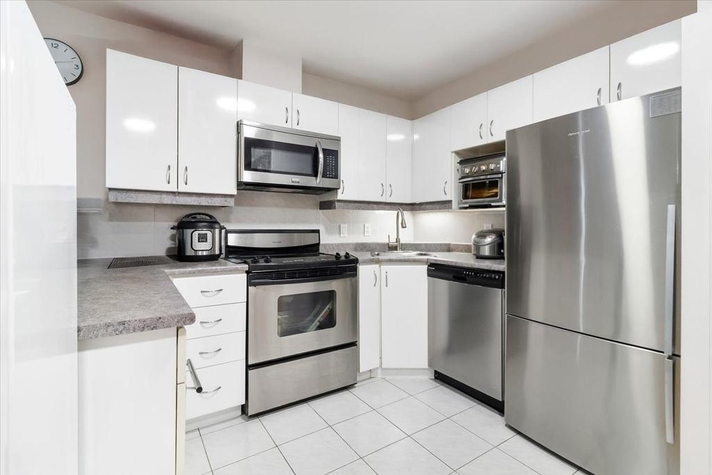 Kitchen - 7314 Rue Chouinard, Montréal (Lasalle), QC - Indoor Photo Showing Kitchen