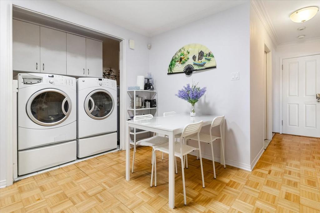 Dining room - 7314 Rue Chouinard, Montréal (Lasalle), QC - Indoor Photo Showing Laundry Room
