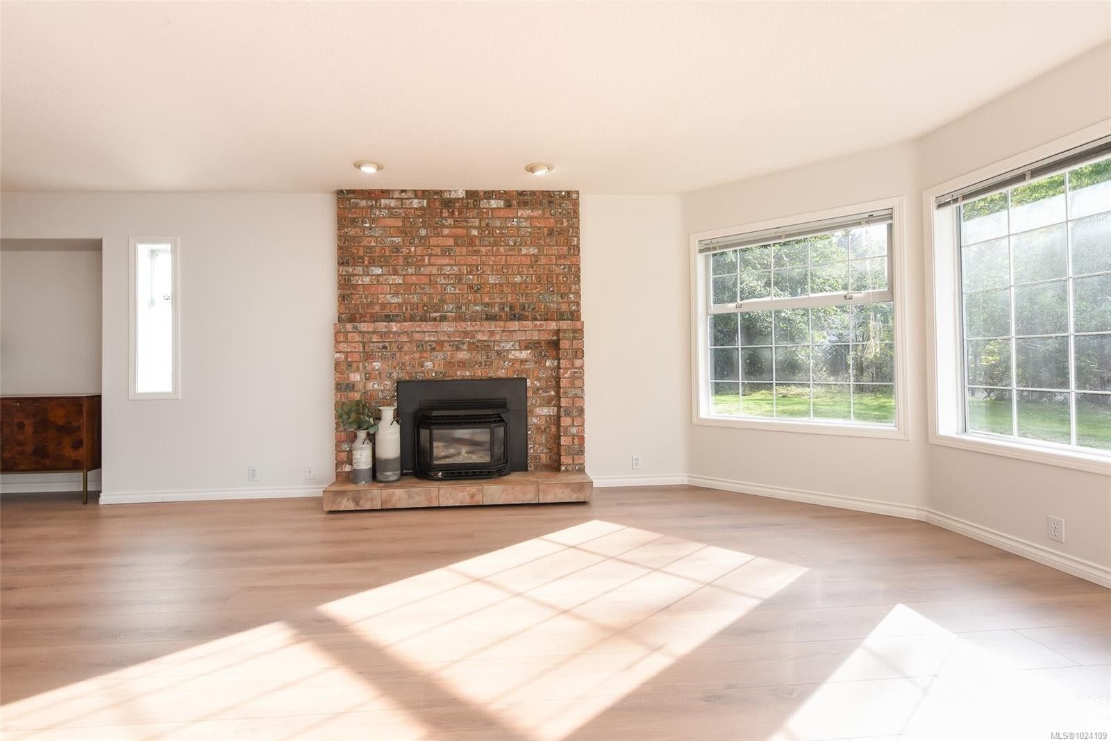 8868 Erickson Pl, Black Creek, BC