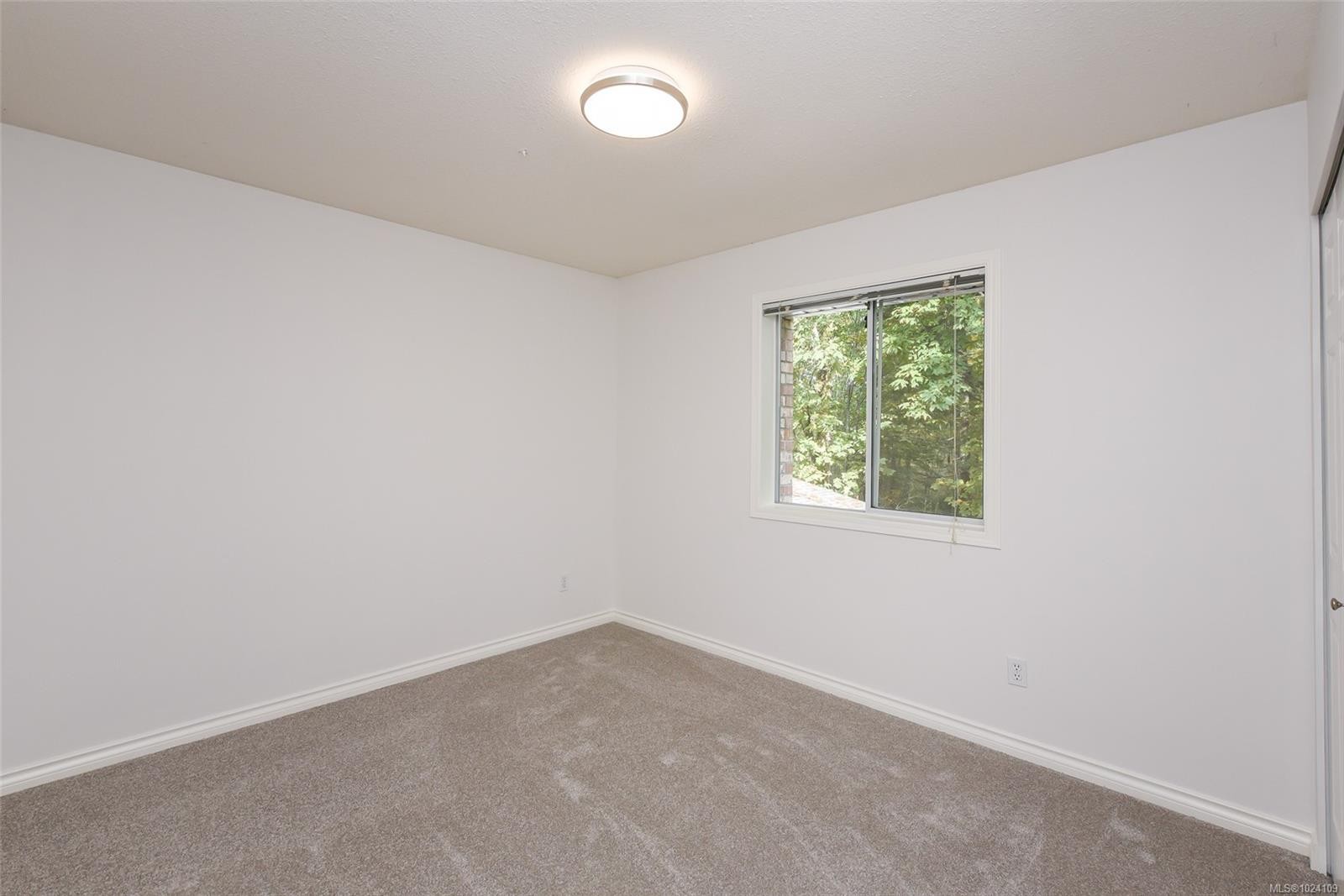 8868 Erickson Pl, Black Creek, BC