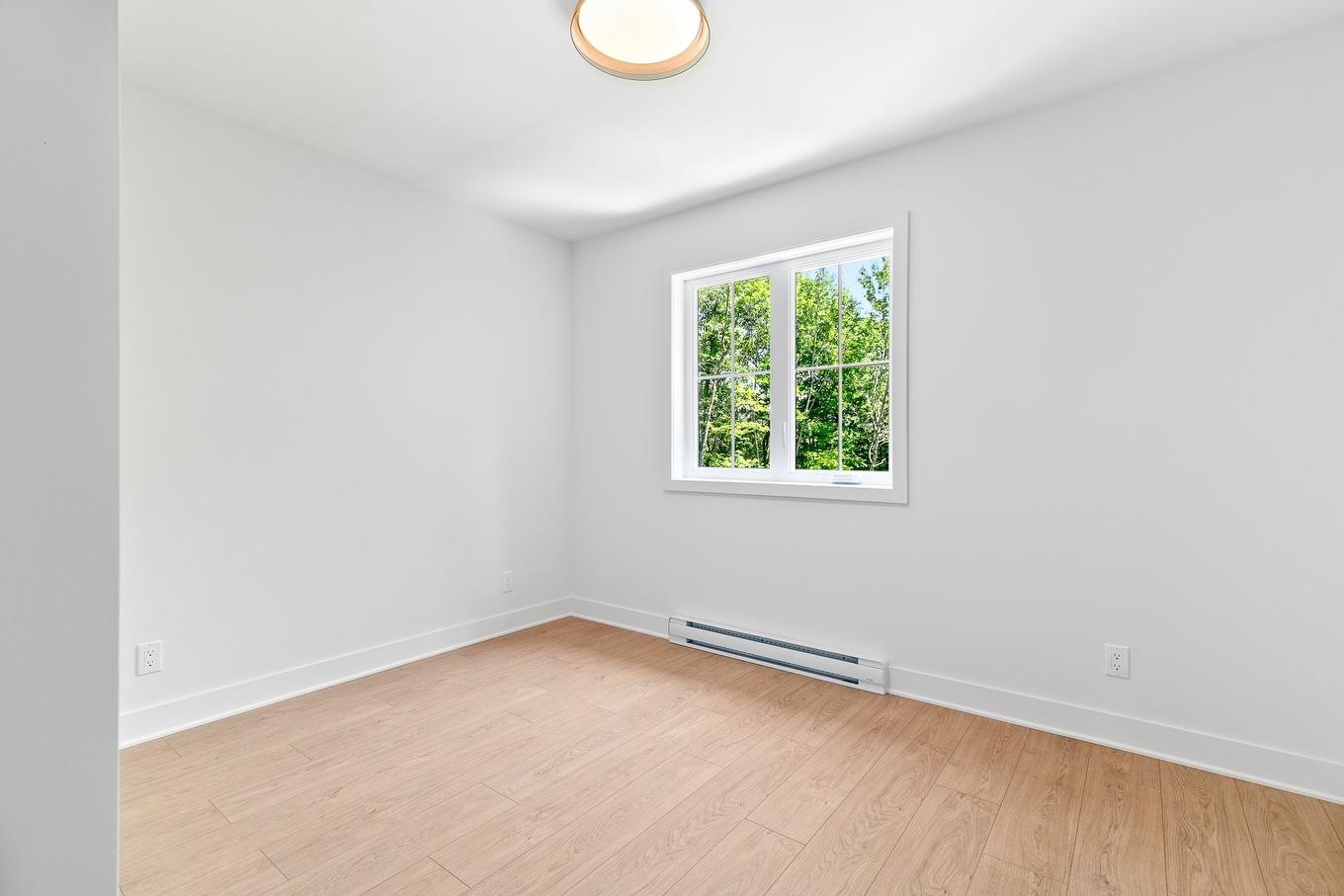 Bedroom - Allée Du Boisé, Prévost, QC - Indoor Photo Showing Other Room