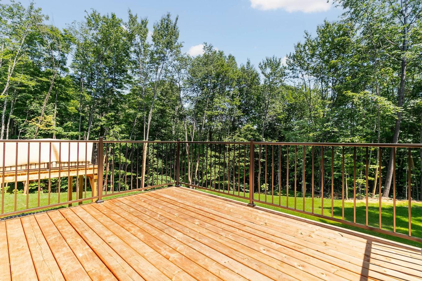 Patio - Allée Du Boisé, Prévost, QC - Outdoor
