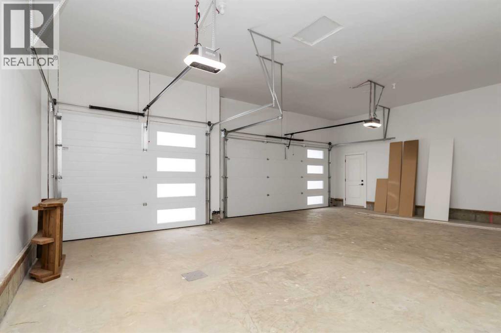 120 Beaconview Place, Fort Mcmurray, AB - Indoor Photo Showing Garage