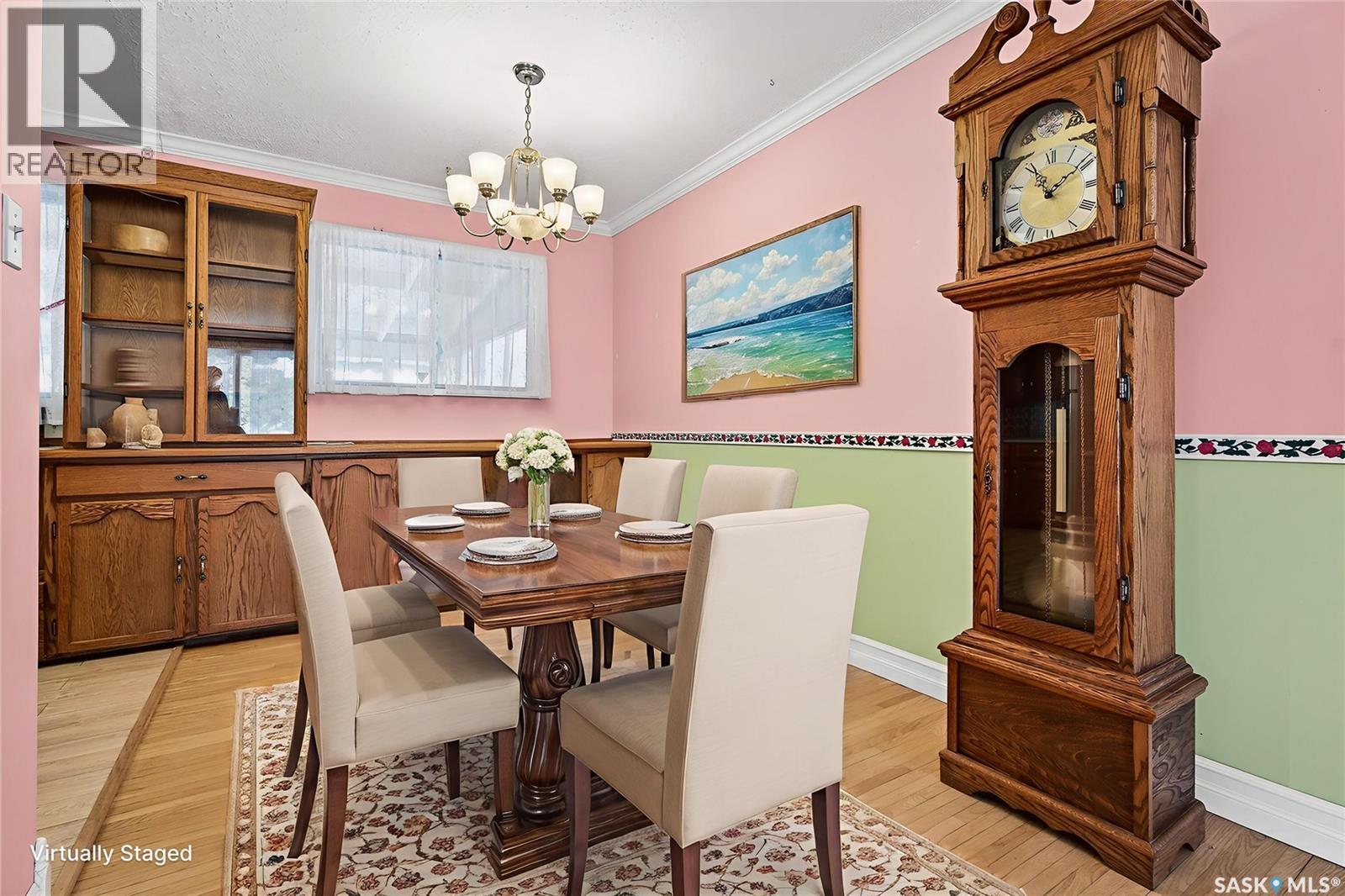 1156 Duffield Crescent, Moose Jaw, SK - Indoor Photo Showing Dining Room