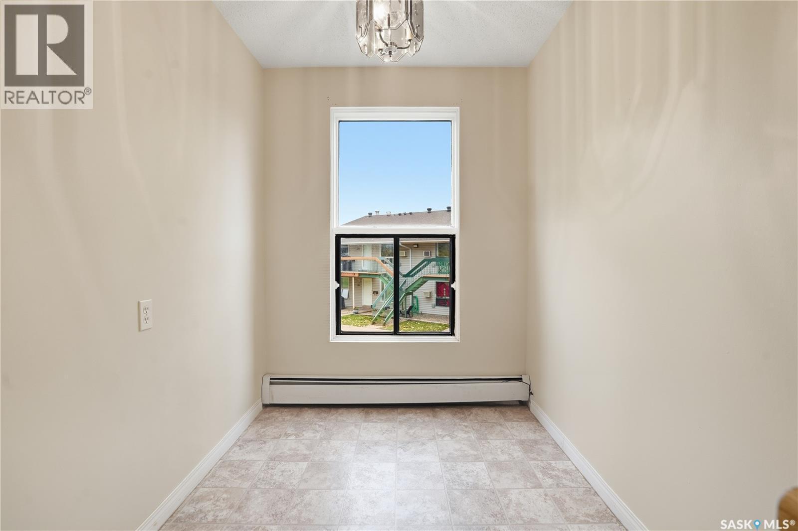 206 34 Nollet Avenue, Regina, SK - Indoor Photo Showing Other Room