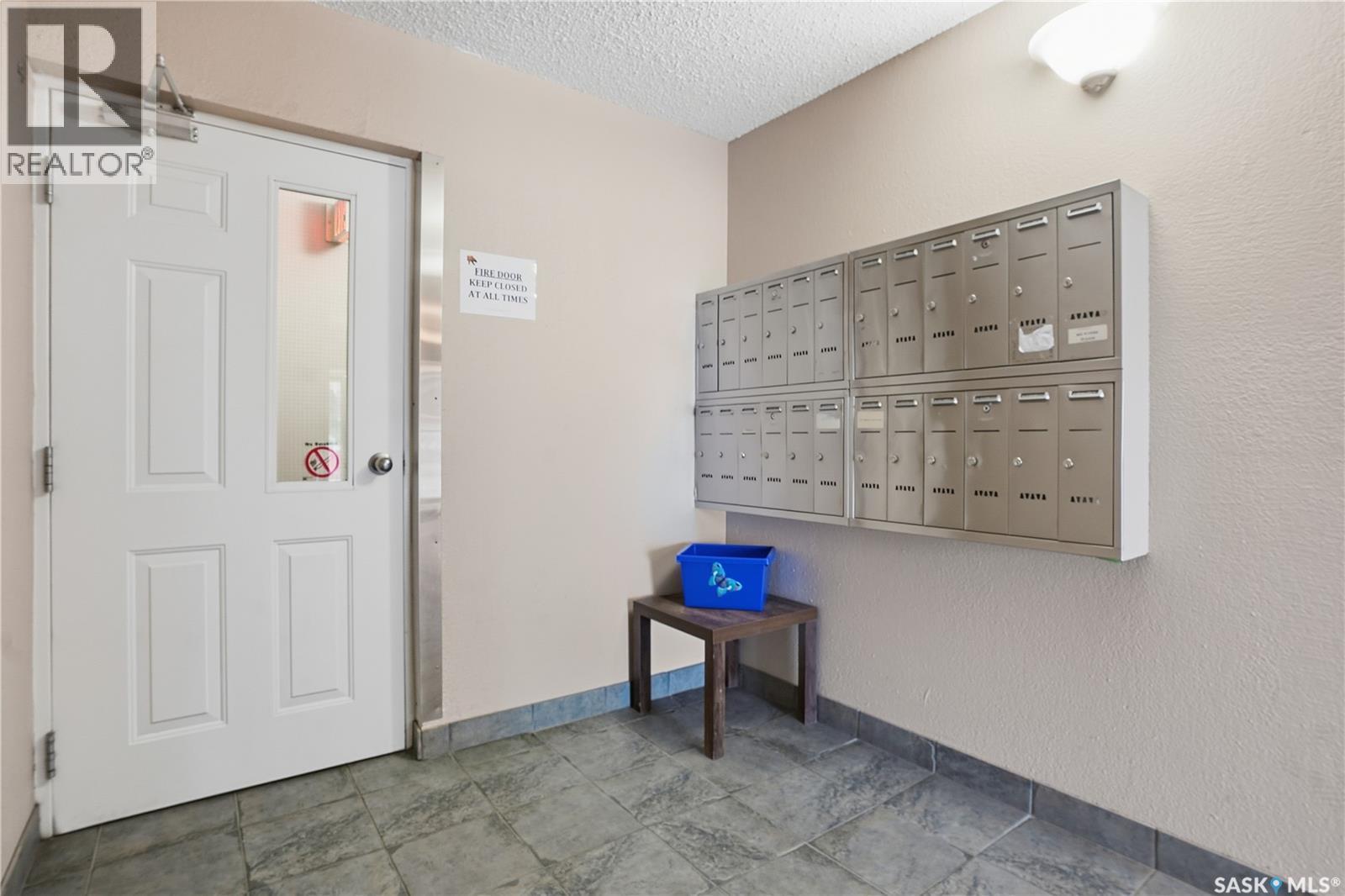 206 34 Nollet Avenue, Regina, SK - Indoor Photo Showing Other Room