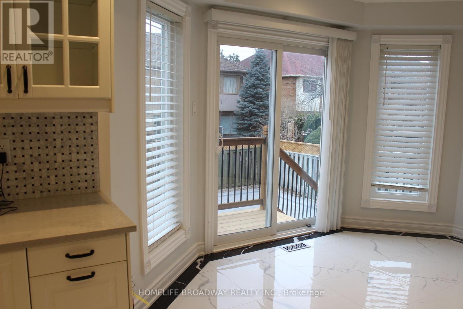 5202 Buttermill Court, Mississauga, ON - Indoor Photo Showing Other Room