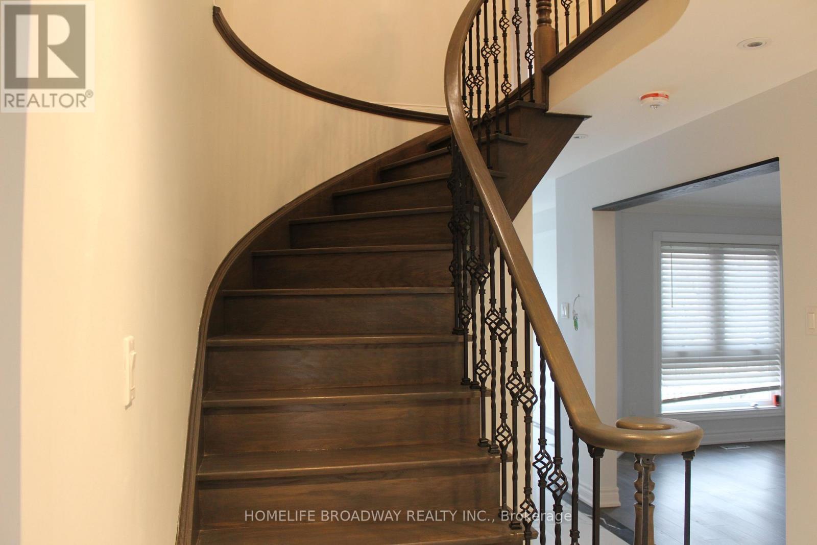 5202 Buttermill Court, Mississauga, ON - Indoor Photo Showing Other Room