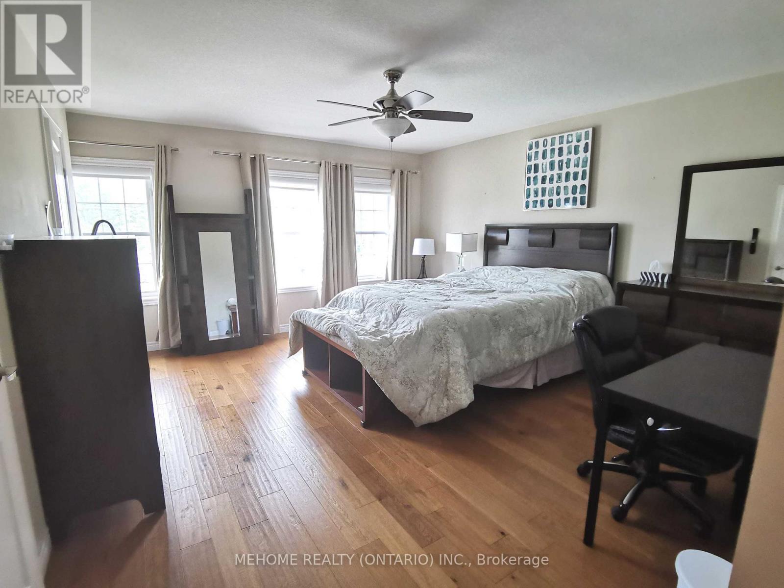 133 St. Leger Street, Kitchener, ON - Indoor Photo Showing Bedroom