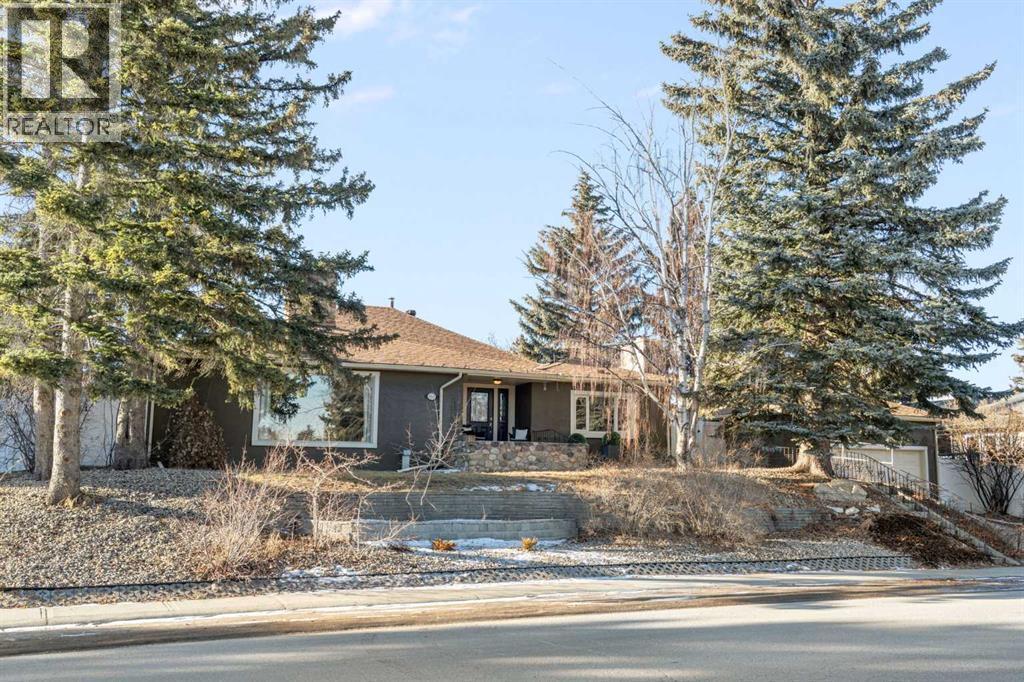 10507 Bradbury Drive Sw, Calgary, AB - Outdoor