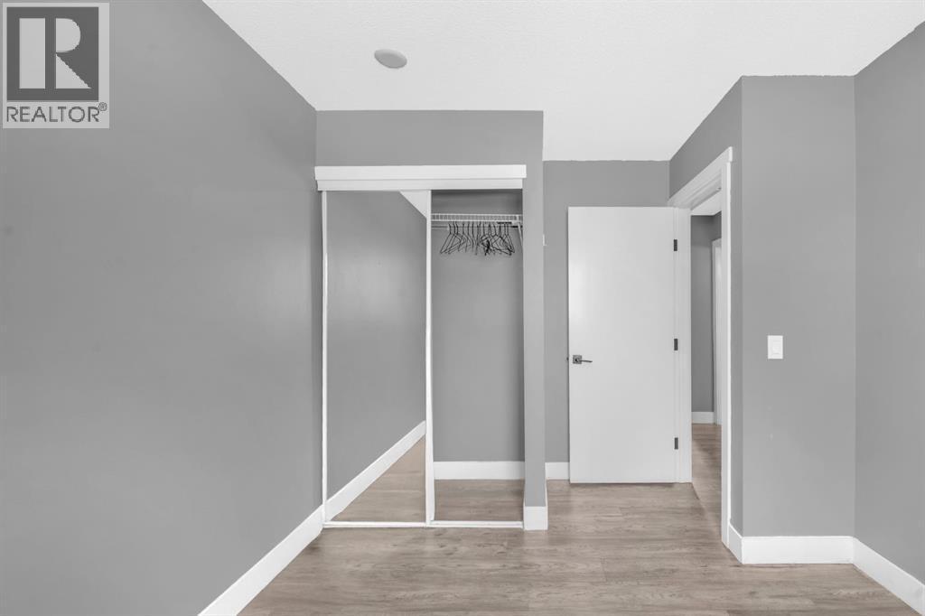 6022 Martingrove Road Ne, Calgary, AB - Indoor Photo Showing Other Room
