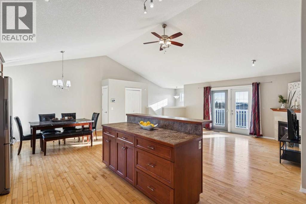 100B Westview Drive, Nanton, AB - Indoor