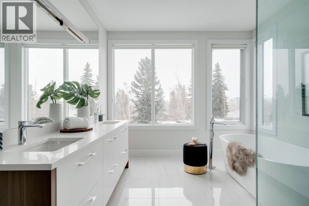 711 Imperial Way Sw, Calgary, AB - Indoor