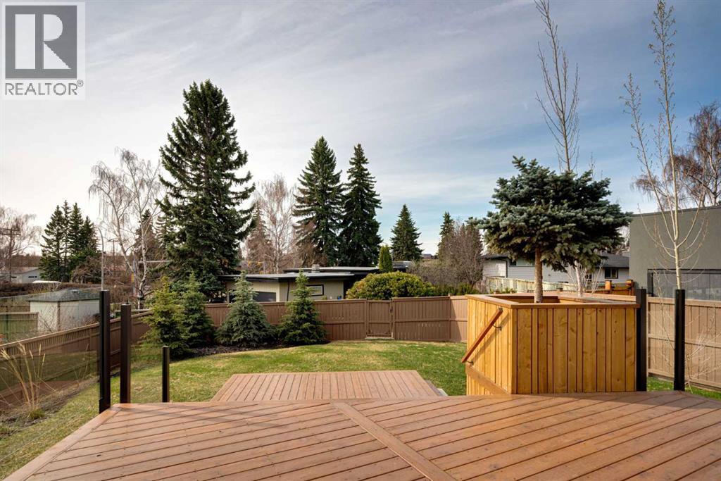 711 Imperial Way Sw, Calgary, AB - Outdoor With Deck Patio Veranda