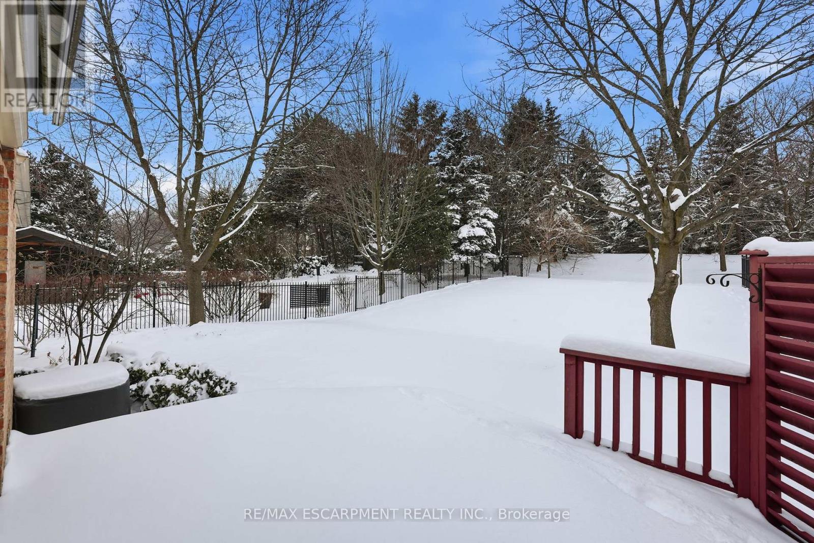 2320 Homer Drive, Burlington, ON - Outdoor