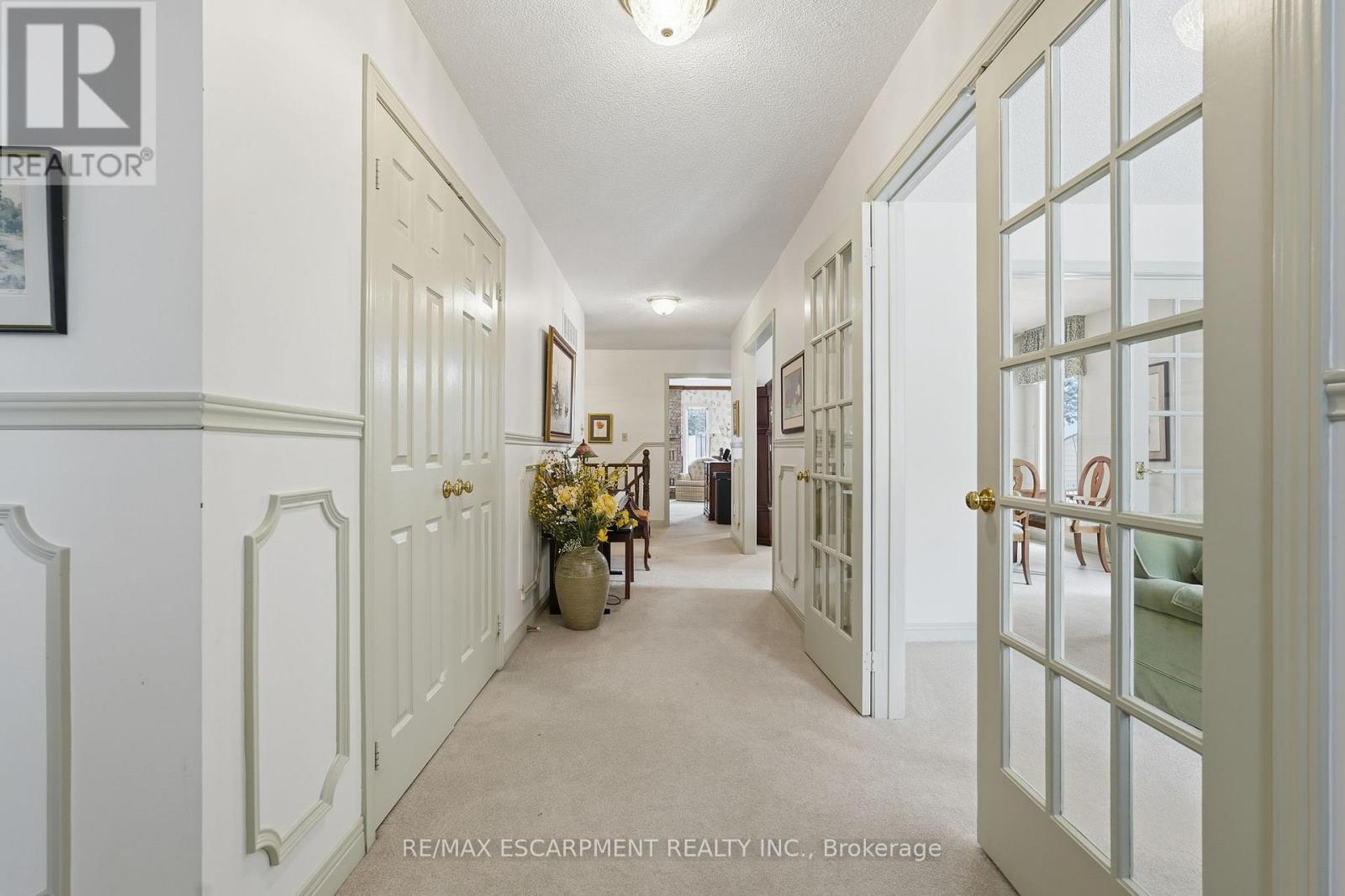 2320 Homer Drive, Burlington, ON - Indoor Photo Showing Other Room