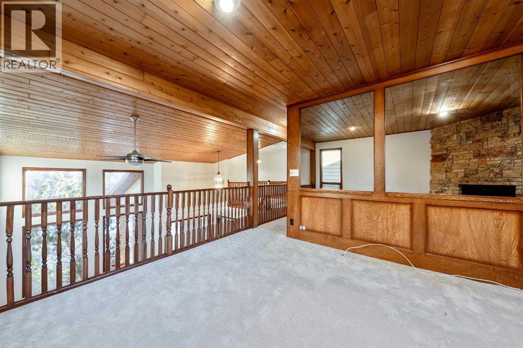 40 Edforth Road Nw, Calgary, AB - Indoor Photo Showing Other Room