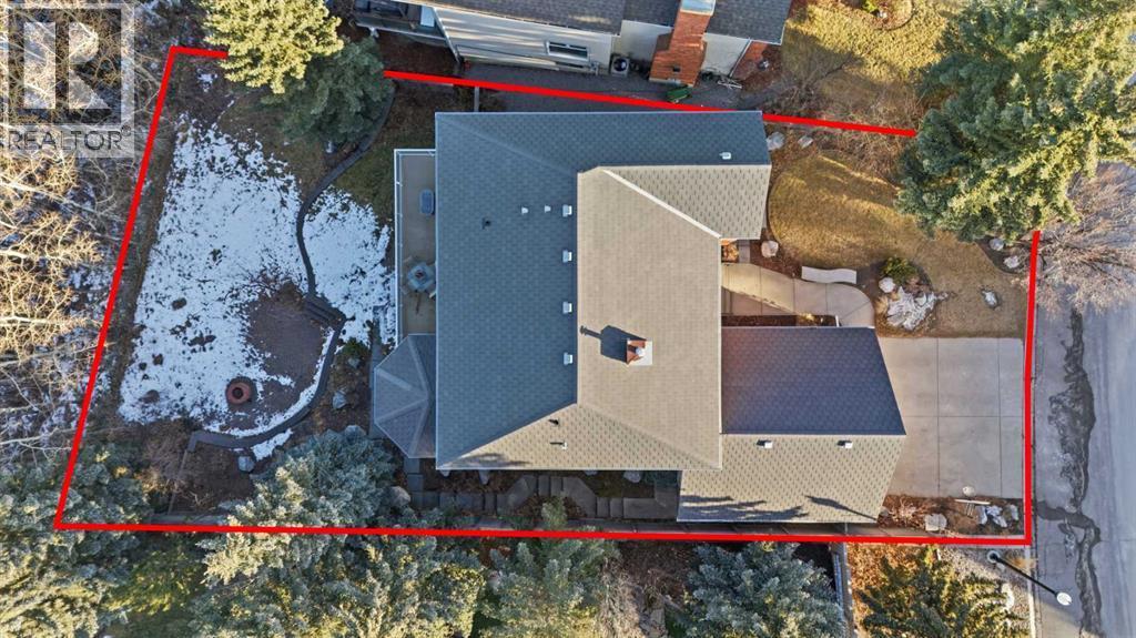 14 Christie Estate Terrace Sw, Calgary, AB - Outdoor