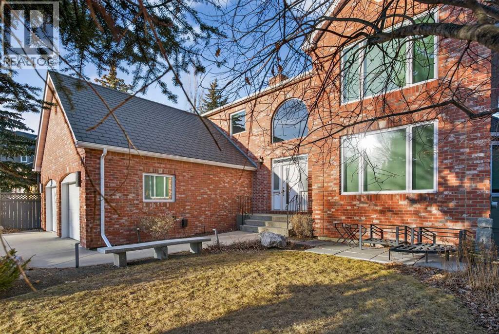 14 Christie Estate Terrace Sw, Calgary, AB - Outdoor