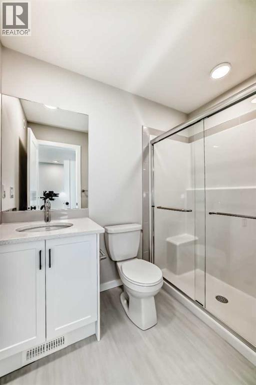 PLEASE NOTE: Photos are of a DIFFERENT Spec Home of the same model – fit and finish may differ. Interior selections and floorplans shown in photos - 158 Bartlett Crescent Se, Calgary, AB - Indoor Photo Showing Bathroom