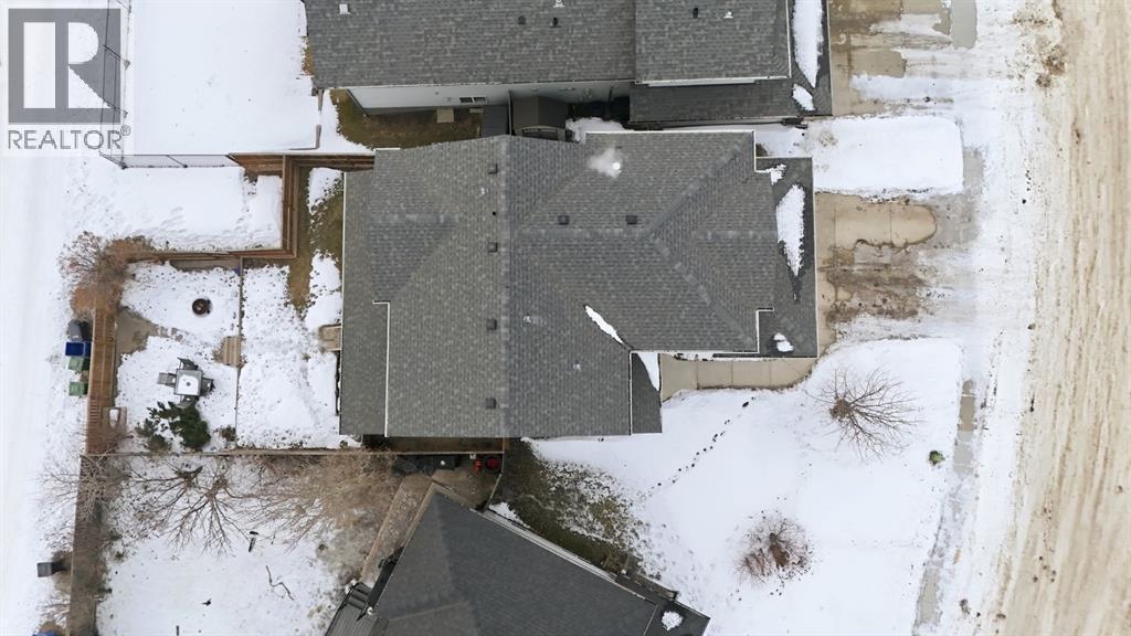 83 Kirton Close, Red Deer, AB - Outdoor