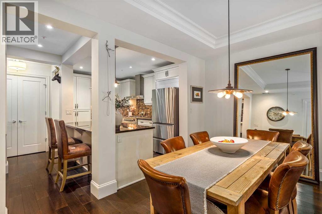 105, 121 Quarry Way Se, Calgary, AB - Indoor Photo Showing Dining Room