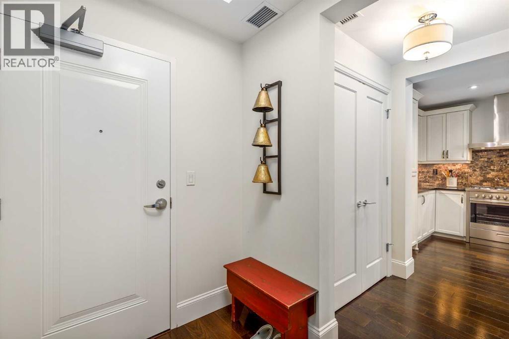 105, 121 Quarry Way Se, Calgary, AB - Indoor