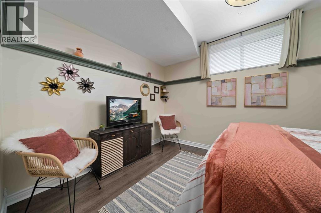 110 Redcliff Way Sw, Redcliff, AB - Indoor