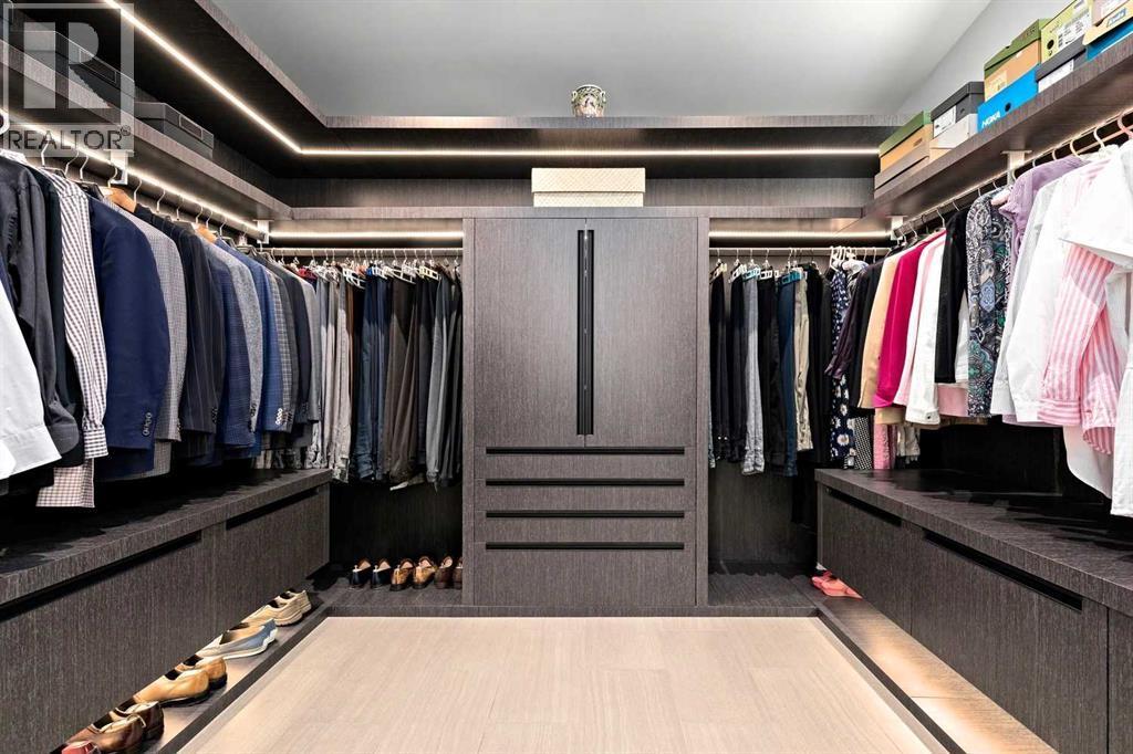 25 Posthill Drive Sw, Calgary, AB - Indoor With Storage