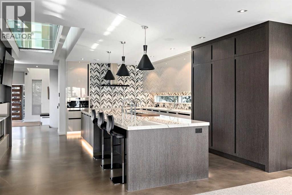 25 Posthill Drive Sw, Calgary, AB - Indoor Photo Showing Other Room